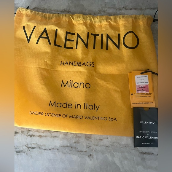 Brand New Valentino Handbag - Picture 2 of 8
